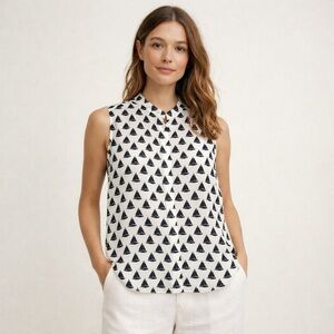 Banana Republic Womens Sleeveless Sailboat Print Button Down Shirt Top XS‎